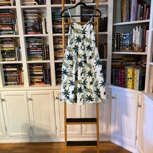 Pineapple Casual Spaghetti Strap Floral Button Down Midi Dress with Pockets—NWOT